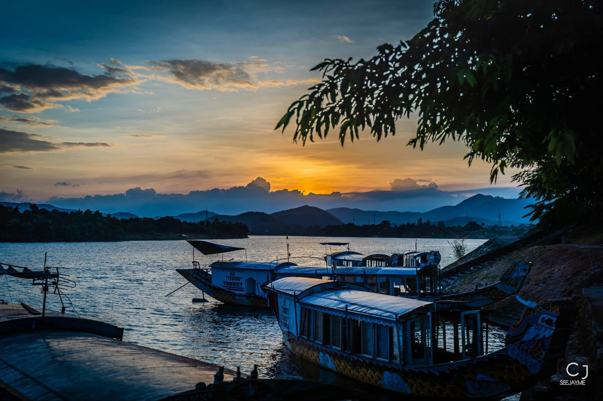 Perfume River, Huế, Vietnam